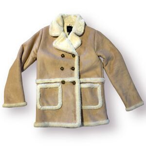 Forever 21‎ Sherpa Lined Beige Coat Winter Button Down Coat Medium
